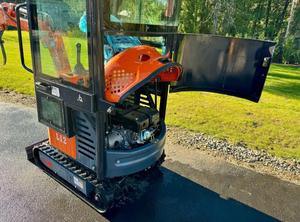 จัดส่งฟรี AGT LH12RS เครื่องขุดไฮดรอลิกขนาดเล็ก30HP 36 "ใบมีดย้อนกลับ15" พัดลมระบายความร้อนเครื่องยนต์ EPA CE ช่วย - Product Image 5