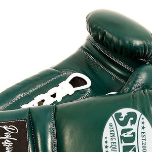 Gants de boxe de sécurité sportive en cuir de couleur verte 2023 taux de gros personnalisé qualité supérieure professionnel respirant UV - Product Image 6