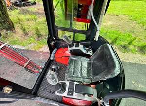 ENVÍO GRATUITO Miniexcavadora AGT QK18 de 16 HP con Cuchilla de Retroexcavación de 39 Pulgadas, Cuchara de 16 Pulgadas con Dientes, Pulgar Hidráulico de 10 Pulgadas, Aprobada por la EPA y la CE - Product Image 3