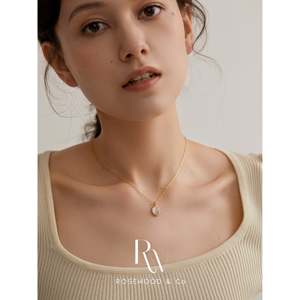 Collana con Opale Bianco a Goccia, Placcata Oro, Catena a Maglia Curb, Ciondolo Ovale Nero Inossidabile, Impermeabile, con Pietra Nera - Product Image 5