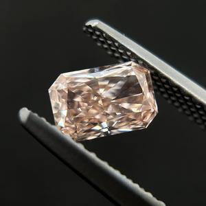 0.57 CT Radiant Cut Pink Lab Grown Diamond F Color VS Clarity IGI & GIA Certifié pour la fabrication de bijoux et les bagues de fiançailles - Product Image 3