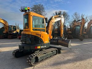 Nuevo modelo de mini excavadora sobre orugas China Original 2025 Excavadora doméstica. - Product Image 3