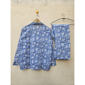 Conjunto de pijama de algodón con estampado floral blanco y azul bohemio, traje de noche ODM de verano, estilo cómodo, suave y duradero - Product Image 6