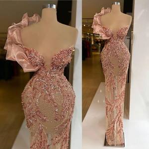 Robes de soirée sirène longues sur mesure de luxe pour femmes, en maille respirante avec strass, élégantes pour les fêtes - Product Image 1