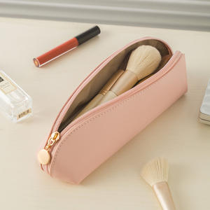 Bolsa Impermeable Pequeña Popular HMC231109-2 de Himmers, Bolsa de Maquillaje y Cosméticos con Cierre y Diseño de Pincel, Estilo Femenino - Product Image 3