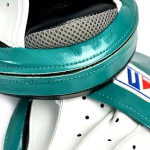 Logotipo personalizado del fabricante Verde y Negro Ganador Focus Pad Boxeo Manoplas de boxeo Artes marciales y guantes de boxeo Boxeo Karate - Product Image 6