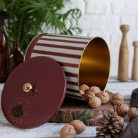 Boîte ronde en métal Kontensan Vintage Circus Elegance 175x180mm avec poignée à bouton ER1471F pour le stockage des aliments, fabriquée en Turquie