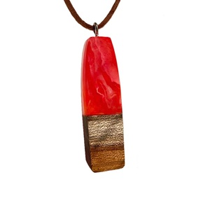 Best Charming Wood & Resin Unique Design Wholesale <b>Pendant</b> Type <b>Necklace</b> <b>Black</b> Chain Featuring Diamond and Pearl Religious Style - Product Image 1