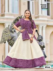 Lehenga Choli de satén de algodón pesado de diseñador de aspecto elegante con Dupatta con trabajo de tejido con el fabricante de bordes Bandhani Surat - Product Image 4