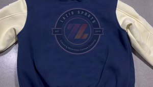 Chaqueta universitaria de béisbol para secundaria, cuerpo de algodón y felpa, forro de satén liso, colores personalizados, parches de chenilla, logotipos bordados - Product Image 3