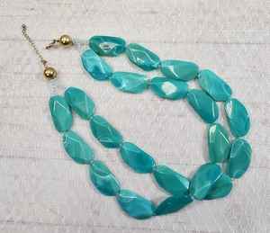 Collier en résine époxy écologique émaillée colorée, style ange moderne, modèles personnalisés, léger, durable, tendance - Product Image 1