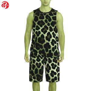 Pantalones cortos de baloncesto de verano con estampado de la mejor calidad, diseño de moda transpirable para adultos, uniforme de baloncesto de talla grande BSCI - Product Image 5