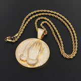 Pendentif mains en prière en moissanite de haute qualité 2,20 ct, plaqué or, collier religieux unisexe pour les acheteurs B2B - Product Image 2