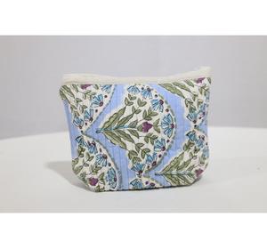 Sac imprimé à la main avec un riche travail d'impression culturelle, conçu pour un transport quotidien confortable, un usage quotidien et un choix de cadeau - Product Image 1