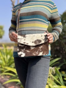 Real Cowhide Leather Hair on Hide Fur Handbag Purse Multi Uses Stylish Leather New Design <b>Sling</b> <b>Bag</b> Shopping <b>Bag</b> <b>Women</b> - Product Image 5