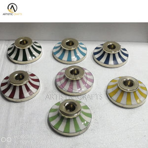 Chandeliers en bois de résine rayée faits à la main pour la décoration intérieure lanternes et chauffe-plat pour Noël et Pâques directement de l'Inde - Product Image 5