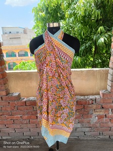 Vente en gros Coton Femmes Vêtements de plage Bloc de main Imprimé Paréo Sarong Plage Couverture Ups Sarongs - Product Image 5