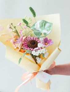 Ramo de Girasoles Hecho a Mano con Ganchillo, Ramo de Ganchillo para el Día de la Madre, San Valentín, Navidad, Ramo de Ganchillo Hecho a Mano para Días Festivos - Product Image 4
