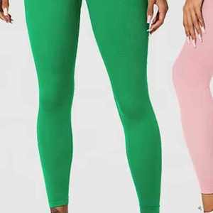 ชุดโยคะ 2 ชิ้น สำหรับผู้หญิง ออกแบบแฟชั่น โลโก้สั่งทำ คุณภาพสูง ชุดออกกำลังกาย ชุดกีฬา พร้อมโลโก้สั่งทำ - Product Image 4