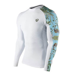 Rash Guard en polyester de haute qualité pour hommes respirant Gym Fitness Wear fabriqué au Pakistan - Product Image 2