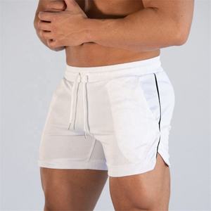 Nouveau design de pantalons de survêtement d'été pour hommes Shorts à rayures décontractés Toile mi-taille à séchage rapide pour la salle de sport et le fitness Respectueux de l'environnement - Product Image 4