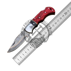 Venta caliente hecho a mano cobre Damasco cuchillo de bolsillo plegable rojo Pakka madera acero refuerzo con Funda de cuero para acampar soporte OEM - Product Image 1
