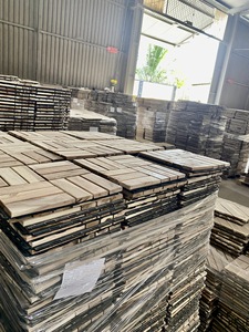 Baldosas de Madera para Exterior Viet Wood 300x300mm, Contemporáneas, Impermeables, Antideslizantes, Ecológicas, Encajables, de Acacia Vietnamita, Acabado Mate - Product Image 6
