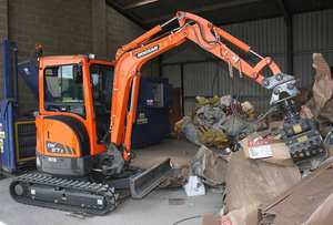 Livraison rapide Mini excavatrice Machine 1.8 tonnes 2 tonnes pelle diesel de haute qualité bon marché et abordable - Product Image 6