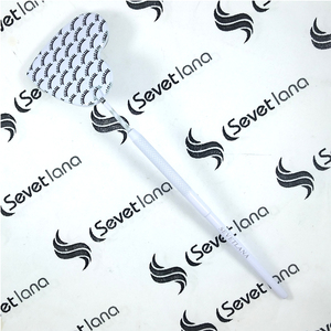 Pinzas de pestañas de EE. UU. Más vendidos Hermoso diseño en forma de corazón con logotipo personalizado y revestimiento de papel Embalaje personalizado Espejos de pestañas - Product Image 1