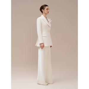 Listo para enviar Trajes de mujer Blazers Blanco y Negro Fiona Chaqueta con muescas Rayón Spandex Tejido Conjunto de dos piezas Ropa de mujer Vietnam - Product Image 1