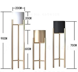 Support de fleurs créatif européen en forme de carrosse, pour décoration de mariage en extérieur, en métal écologique léger, finition poudrée - Product Image 5