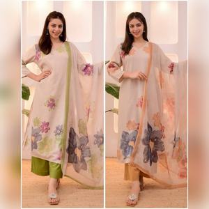 ชุดกางเกงคุर्ติผ้าฝ้ายสีชมพูพร้อมผ้าคลุมไหล่สำหรับขายส่ง ผู้จัดจำหน่ายสำหรับสั่งซื้อจำนวนมาก สำหรับชุดสตรีแบบดั้งเดิมของอินเดีย - Product Image 6