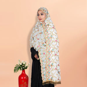 Hiyab de Georgette Premium con Bordado Enriquecido y Trabajo de Lentejuelas con Cuentas, Borde de Encaje Latkan para Ocasiones Especiales - Product Image 5