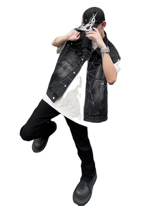 แจ็กเก็ตผ้ายีนส์ปักลายใยแมงมุมสำหรับผู้ชายเสื้อกั๊กแขนกุดโอเวอร์ไซส์กระดุมแถวเดียวเสื้อผ้าแนวสตรีท Y2k ย้อนยุค - Product Image 4