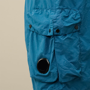 Perfecto para nadar y ropa casual Pantalones cortos de baño de carga Premium para hombres-Tela de secado rápido, ideal para actividades acuáticas - Product Image 5