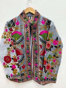 Veste courte Suzani 100% coton pour femmes, veste brodée à la main, cadeau spécial pour les festivals, confort et respirabilité - Product Image 2