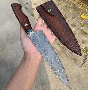 Cuchillo de Chef de Acero Inoxidable Hecho a Mano de Primera Calidad con Mango de Madera de Nogal y Funda de Cuero de Alta Calidad Ecológica - Product Image 3