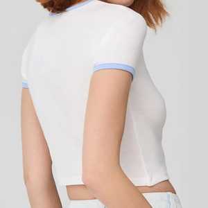 T-shirt ample en coton blanc avec impression de logo personnalisé pour femmes, crop top, t-shirt de haute qualité pour femmes, vente en gros - Product Image 4