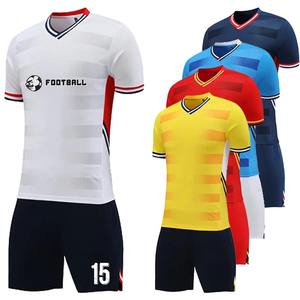 Camiseta de fútbol a rayas, conjuntos de camiseta de manga corta para hombres y niños, ropa deportiva de fútbol de 2 piezas personalizada de secado rápido para niños - Product Image 1