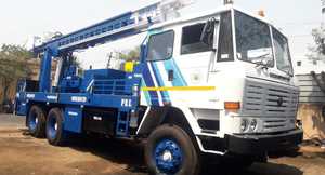 รถบรรทุกเจาะหลุมเจาะเครื่องเจาะลึก1000เมตร (3280ฟุต) รถบรรทุกติดตั้งแท่นขุดเจาะน้ำดีสำหรับขาย - Product Image 2