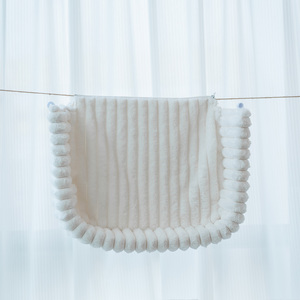 Lussuoso Letto per Gatti da Finestra Quadrato Invernale con Ventose, Amaca <span class=keywords><strong>in</strong></span> Peluche per un Comodo Prendisole - Product Image 6