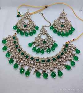 Traditional Mehndi Polish <b>Choker</b> Necklace Set with Maang Tikka for Women Ethnic Indian Wedding & Festive Wear Accessories - Product Image 5