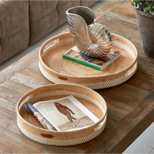Ensemble de 2 plateaux ronds faits à la main en rotin avec design tissé, parfaits pour l'hôtel, le restaurant et la maison. - Product Image 3