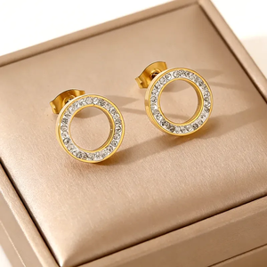 Modernos Aretes de Acero Inoxidable 304 Chapados en Oro de 18K, Estilo Dulce, Microincrustaciones, Corazón Hueco y Redondos, Ideales para Citas - Product Image 5