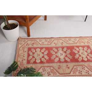 2.6x4.5 ft Vintage Rug, <b>Red</b> Abstract Turkish <b>Wool</b> Rug - Product Image 4