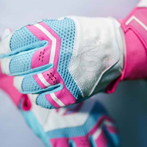 Gants de basket-ball en cuir de haute qualité avec grip d'entraînement, légers et imperméables pour un meilleur contrôle pendant l'entraînement - Product Image 3