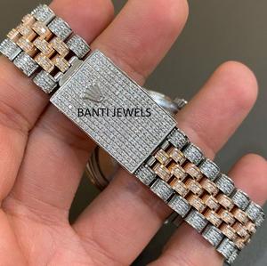 Reloj de Lujo Antiguo de Dos Tonos con Incrustaciones de Moissanita, Esfera de Cristal, Bisel de Diamantes, Correa de 20mm, Joyería Hip Hop Estilo VVS - Product Image 2