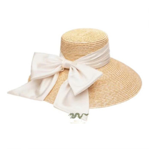 หมวกฟางปีกกว้างของผู้หญิงพร้อมโบว์ออกแบบสำหรับผู้หญิงสไตล์การเดินทางพับเก็บได้สำหรับฤดูร้อนสำหรับการใช้งานกลางแจ้งทุกวัน - Product Image 2