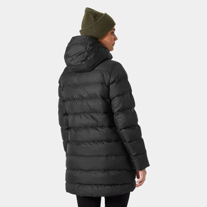 Parka en duvet bouffante active noire OEM de qualité supérieure avec capuche réglable et veste en duvet matelassée pour femmes - Product Image 2