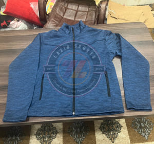 เสื้อฮู้ดดี้ผู้ชายคุณภาพสูง แบบซิป สีพื้น ผ้าฟลีซ ระบายอากาศได้ดี ขายดี - Product Image 1